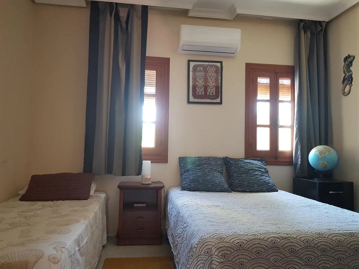 Wave House. Terrace, Bbq,Piscina,800Mt To Beach Villa Estepona Сasa de vacaciones
